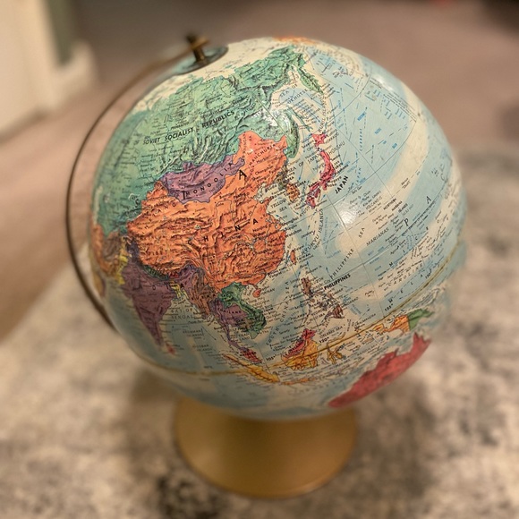 Replogle World Nation Series Globe: 12” in Diameter - Picture 10 of 12